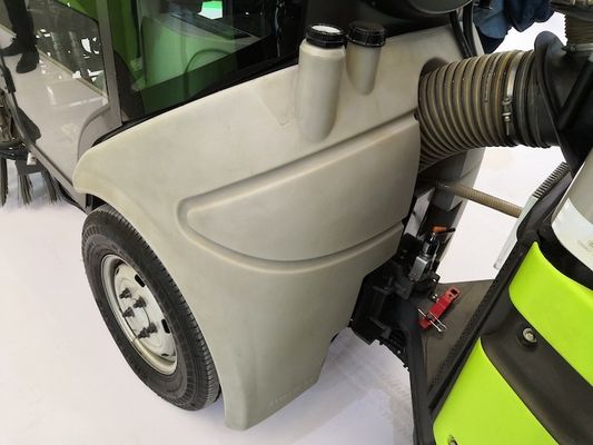 地上の洗濯機のための回転形成型